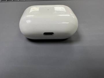 01-200280784: Apple airpods 3rd generation