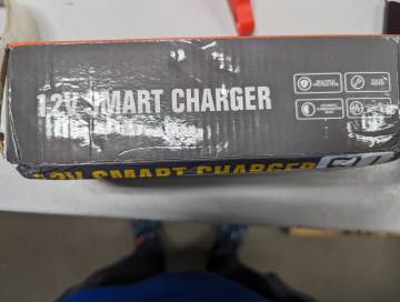 01-200122336: Smart Charger 12v 6a