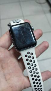 01-200128130: Apple watch series 3 gps 42mm aluminium case a1859