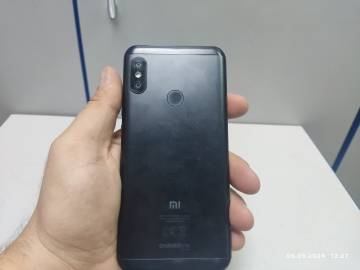 01-200250776: Xiaomi mi a2 lite 4/64gb