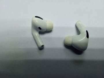 01-200251158: Apple airpods pro a2190,a2084+a2083 2019г