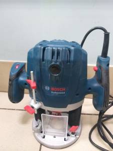 01-200276496: Bosch gof 130