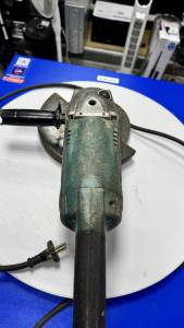 01-200302288: Makita ga9020s