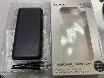 18-000090228: Realpower pb-20k se powerbank 20000mah