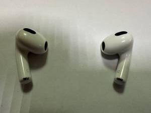 01-200102055: Apple airpods 3rd generation