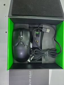 01-200210577: Razer viper ultimate wireless & mouse dock