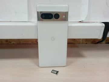 01-200158139: Google pixel 7 pro 12/512gb