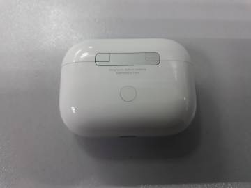 01-200211851: Apple airpods pro 2nd generation