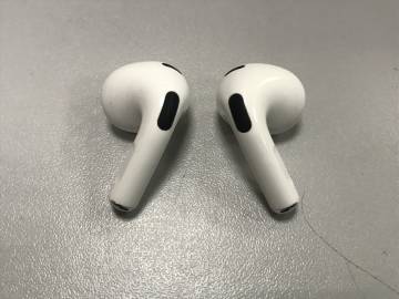 01-200214951: Apple airpods 3rd generation