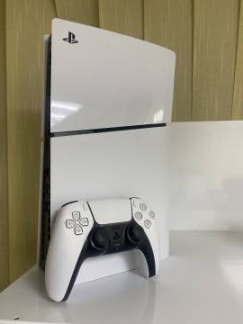 01-200296339: Sony playstation 5 825gb