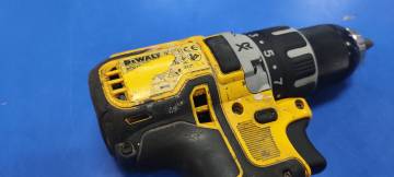 01-200302420: Dewalt dcd791d2