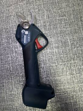 01-200113326: Bosch pro pruner professional + 1 акб gba 12v 3.0ah