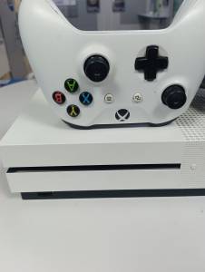 01-200208155: Microsoft xbox one s 1tb