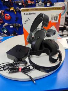 01-200168896: Steelseries arctis pro