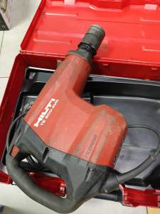 01-200232538: Hilti te 800 avr