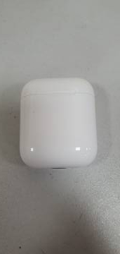 01-200237498: Apple airpods 2nd generation with charging case