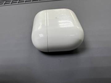 01-200280784: Apple airpods 3rd generation