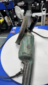 01-200302288: Makita ga9020s