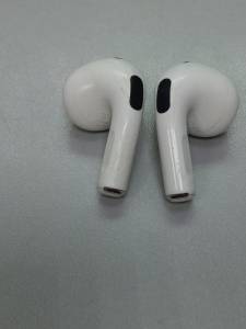 01-200150679: Apple airpods 3rd generation
