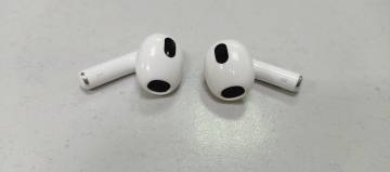 01-200267973: Apple airpods 3rd generation