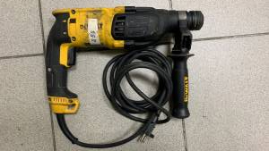 01-200304351: Dewalt d25133qs