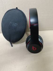01-19085569: Monster beats by dr. dre solo 3 wireless a1796