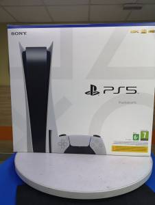 01-200197762: Sony playstation 5 825gb