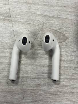 01-200199691: Apple airpods 2nd generation with charging case