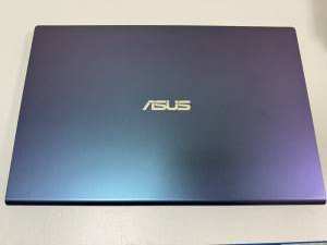 01-200211113: Asus pentium 6805u 1.1ghz gold/ ram8gb/ ssd256gb/ intel uhd/1920x1080