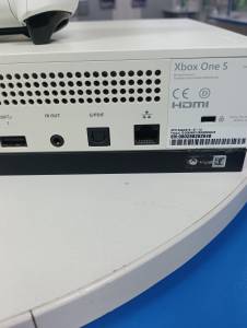 01-200208155: Microsoft xbox one s 1tb