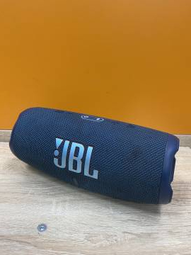 01-200232882: Jbl charge 5