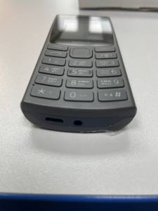 01-200151366: Nokia 106