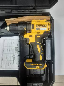 01-200250034: Dewalt dcd777