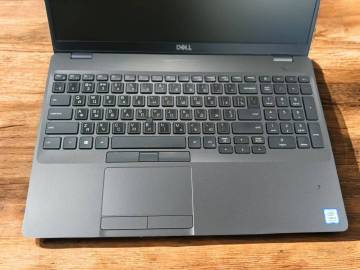 01-200236683: Dell latitude 5501 15.6" i5-9400h 2,5ghz/ram16gb/ssd256gb/intel uhd graphics 630