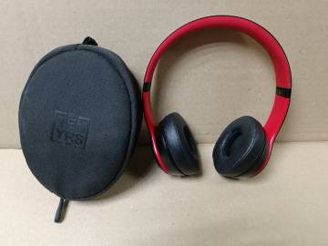 01-19085569: Monster beats by dr. dre solo 3 wireless a1796