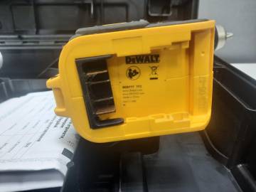 01-200250034: Dewalt dcd777