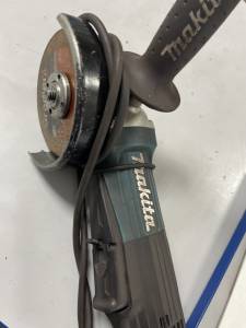 01-200275106: Makita ga5050r