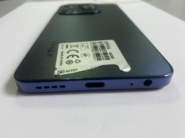 01-200279261: Infinix hot 40i 4/128gb