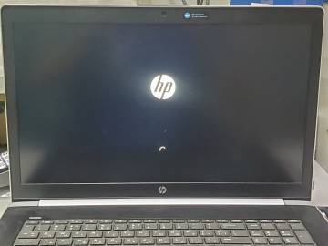 01-200293095: Hp екр. 17,3/core i7 8550u 1,8ghz/ram8gb/hdd1000gb/video gf 930mx