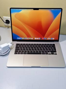 01-200304517: Apple macbook air 15" m2 2023