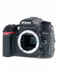 Фотоапарат Nikon d7000 body
