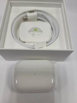 01-200098556: Apple airpods pro 2nd generation with magsafe charging case usb-c