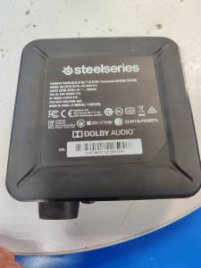 01-200168896: Steelseries arctis pro