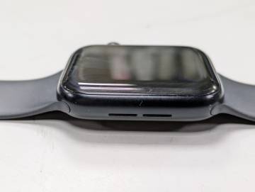 01-200191076: Apple watch se 2 gps 44mm aluminum case with sport