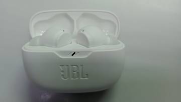 01-200251113: Jbl wave beam