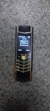 01-200253186: Vertu signature s