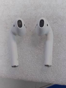 01-200275151: Apple airpods 2nd generation with charging case