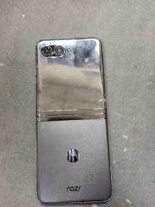 01-200250327: Motorola razr 40 ultra 8/256gb