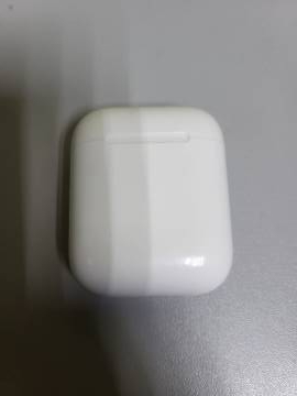 01-200277930: Apple airpods 2nd generation with charging case