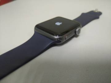 01-200142367: Apple watch series 2 42mm aluminium case a1758